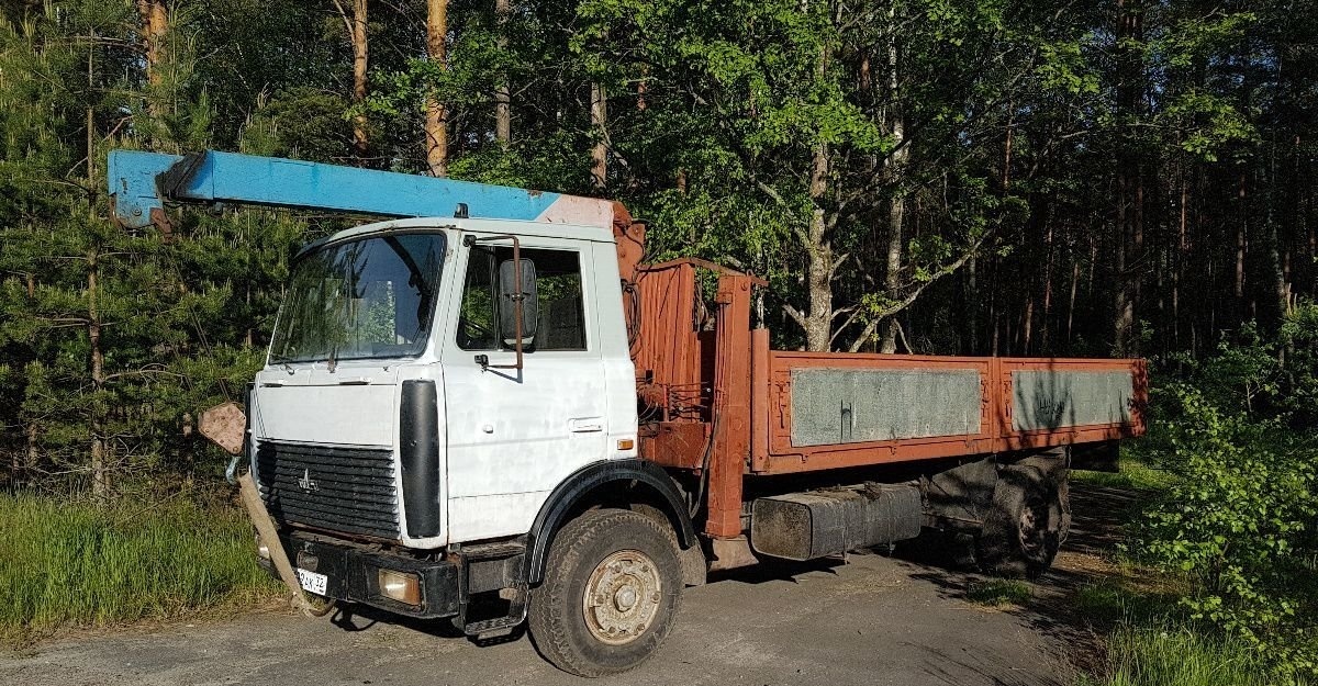 Манипулятор 10т, стрела 3т - 8м, борт 6м Манипулятор 10т, стрела 3т - 8м, борт 6м